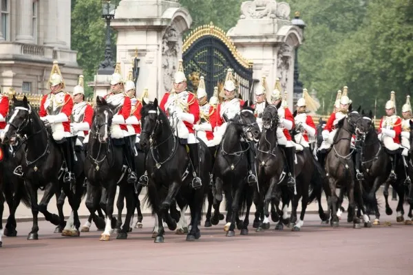 A Guards band in traditional uniforms at Buckingham Palace